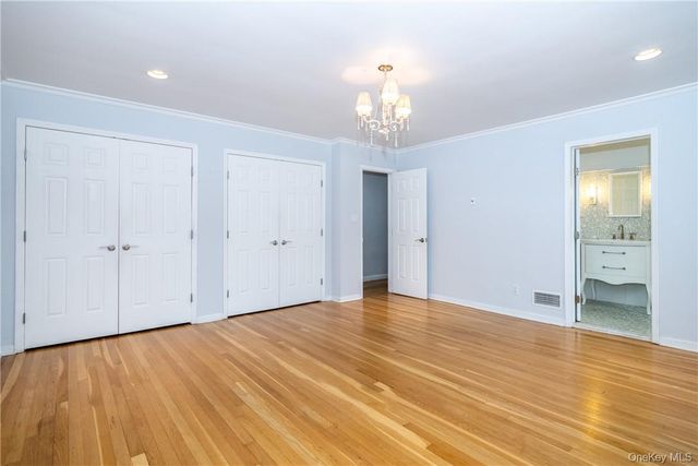 14 Dimsdale Drive, Scarsdale, NY 10583