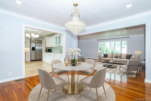 14 Dimsdale Drive, Scarsdale, NY 10583