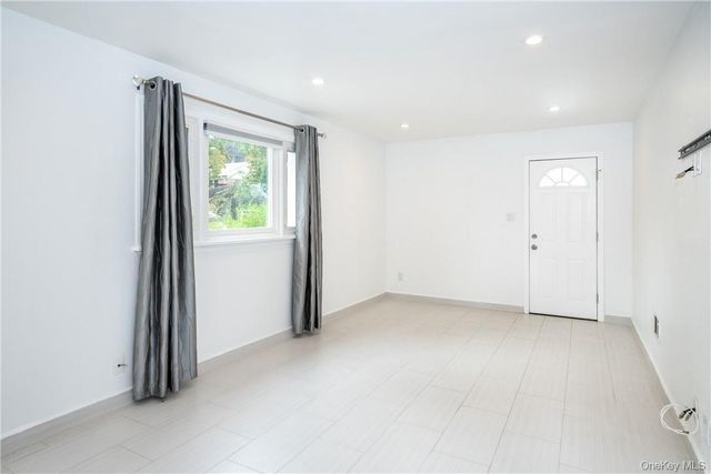 14 Dimsdale Drive, Scarsdale, NY 10583