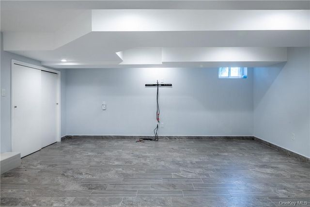 14 Dimsdale Drive, Scarsdale, NY 10583