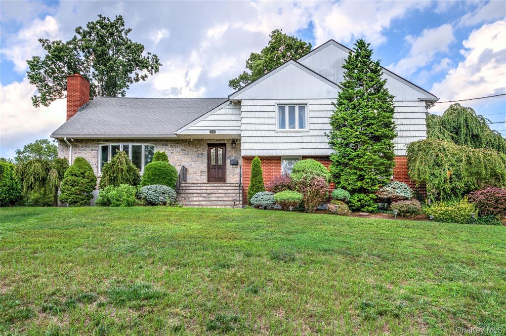 14 Dimsdale Drive, Scarsdale, NY 10583