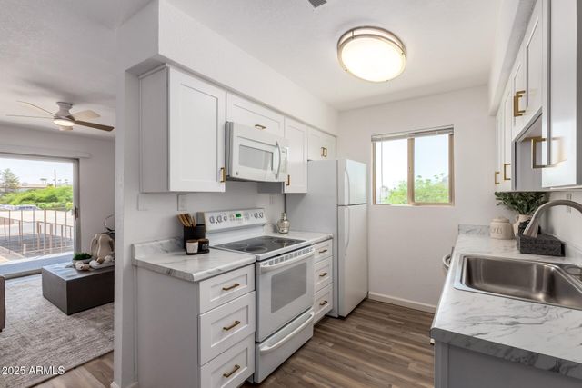 7430 E CHAPARRAL Road 245A, Scottsdale, AZ 85250