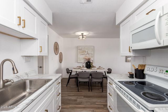 7430 E CHAPARRAL Road 245A, Scottsdale, AZ 85250