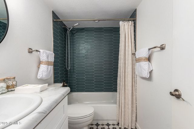 7430 E CHAPARRAL Road 245A, Scottsdale, AZ 85250