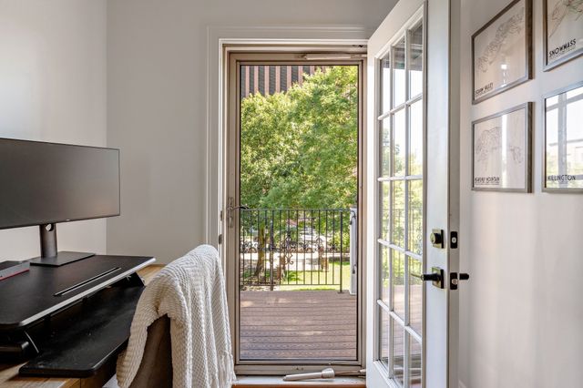 107 Liverpool St 2, Boston, MA 02128