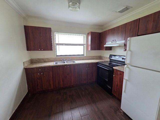 3762 Mil Race Court, Greenacres, FL 33463