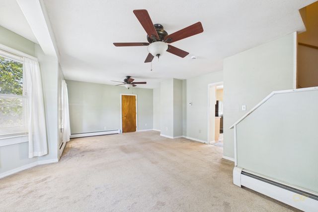 7 Bayview Ave, Fairhaven, MA 02719
