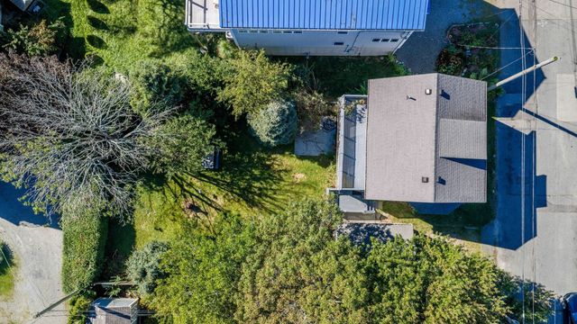 7 Bayview Ave, Fairhaven, MA 02719
