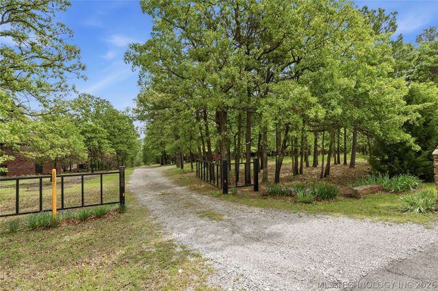 3125 N Wild Mountain Road, Tulsa, OK 74127