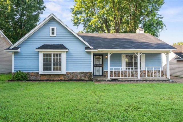 4569 COLUMBIA WOODS LN, Millington, TN 38053
