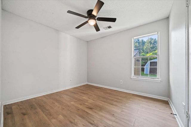 4569 COLUMBIA WOODS LN, Millington, TN 38053