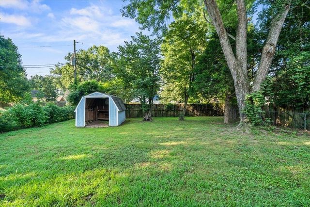 4569 COLUMBIA WOODS LN, Millington, TN 38053
