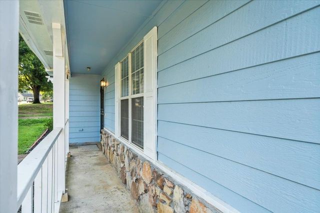 4569 COLUMBIA WOODS LN, Millington, TN 38053
