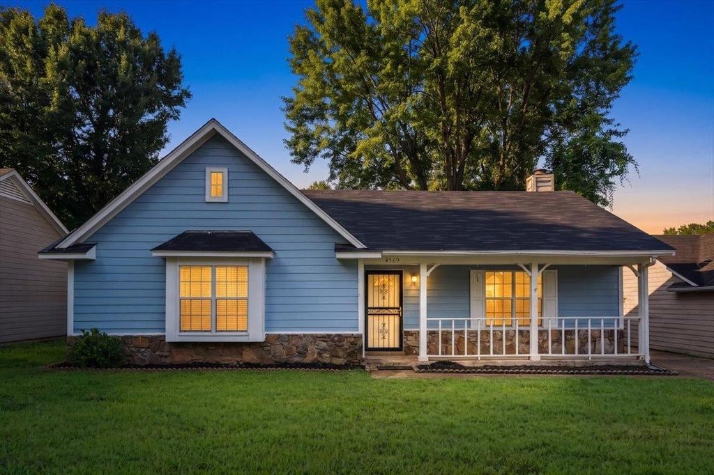 4569 COLUMBIA WOODS LN, Millington, TN 38053