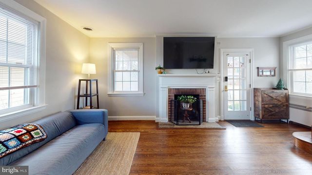 425 WOODBINE AVE, Towson, MD 21204