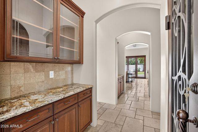 5807 E ORANGE BLOSSOM Lane, Phoenix, AZ 85018