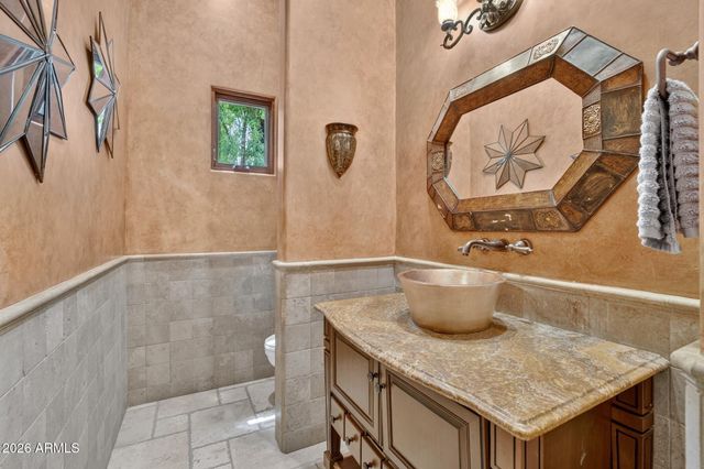 5807 E ORANGE BLOSSOM Lane, Phoenix, AZ 85018