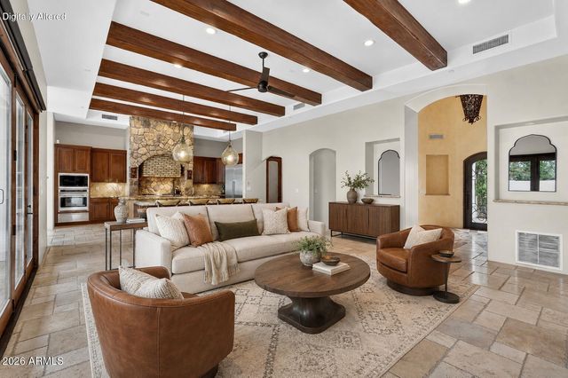 5807 E ORANGE BLOSSOM Lane, Phoenix, AZ 85018