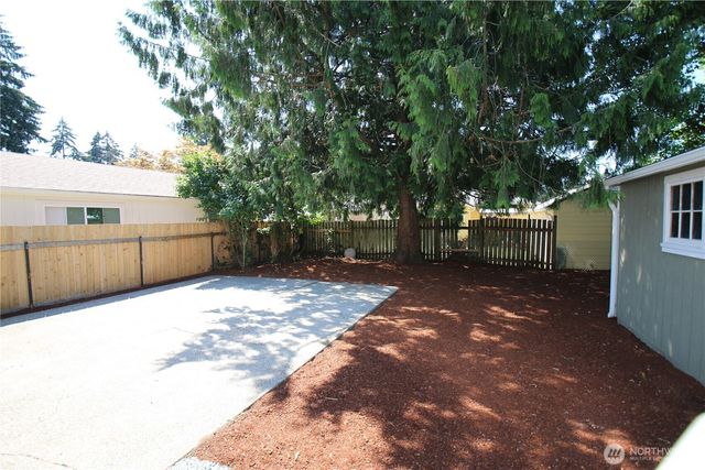 818 118th Street S, Tacoma, WA 98444