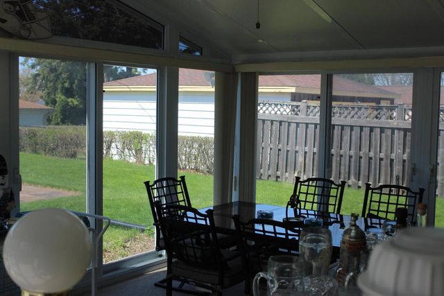 6017 S Delaware AVENUE, Cudahy, WI 53110