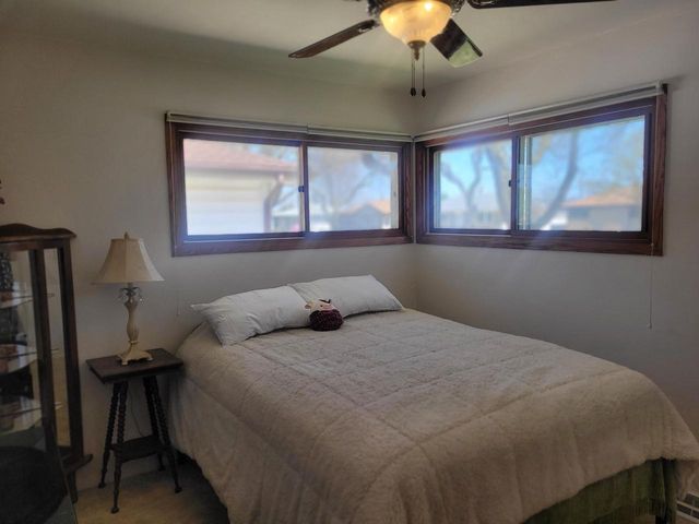 6017 S Delaware AVENUE, Cudahy, WI 53110