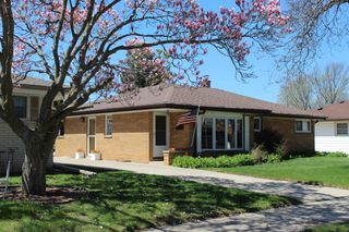 6017 S Delaware AVENUE, Cudahy, WI 53110