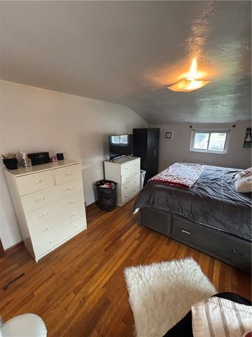 546 Millers Ln, Plum Boro, PA 15239