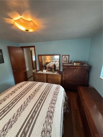 546 Millers Ln, Plum Boro, PA 15239