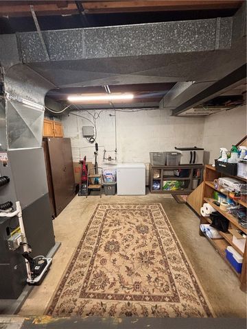 546 Millers Ln, Plum Boro, PA 15239