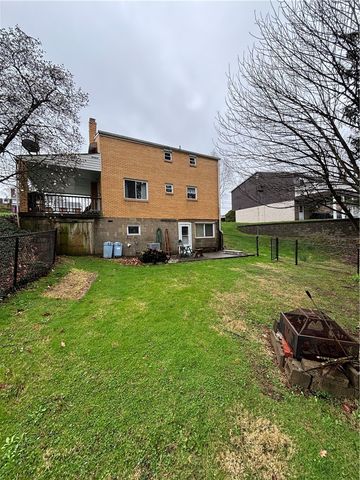 546 Millers Ln, Plum Boro, PA 15239