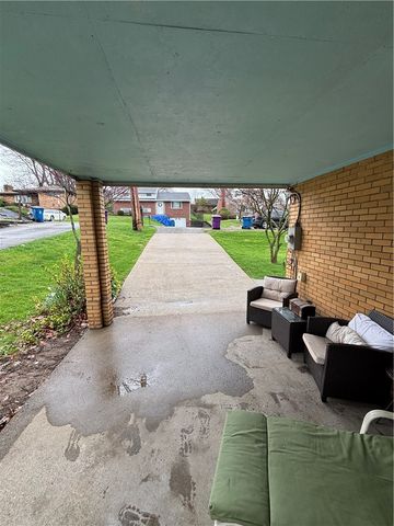 546 Millers Ln, Plum Boro, PA 15239