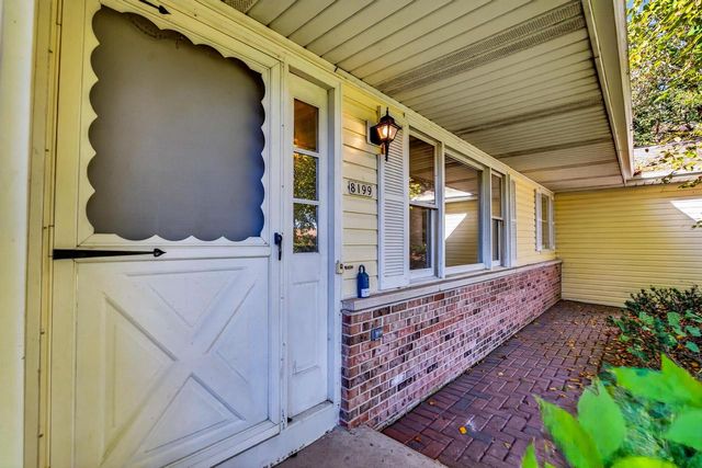 8199 N Riley Road, Verona, WI 53593