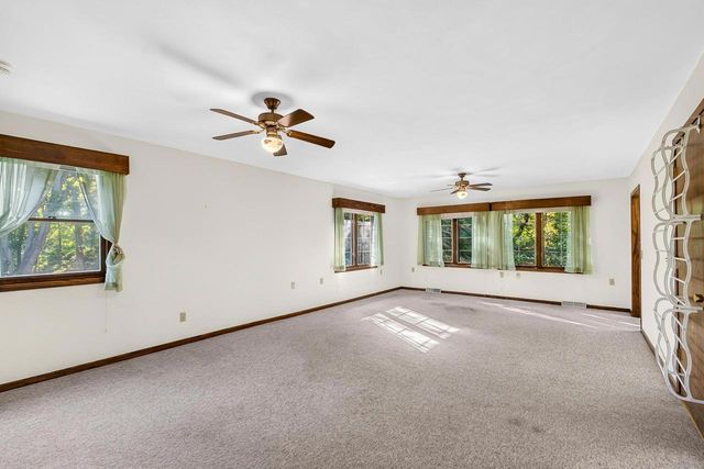8199 N Riley Road, Verona, WI 53593