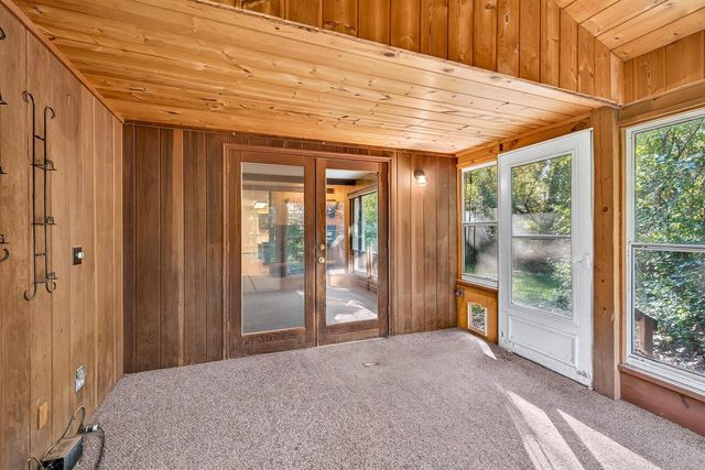 8199 N Riley Road, Verona, WI 53593