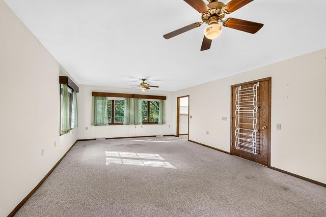 8199 N Riley Road, Verona, WI 53593