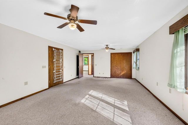 8199 N Riley Road, Verona, WI 53593