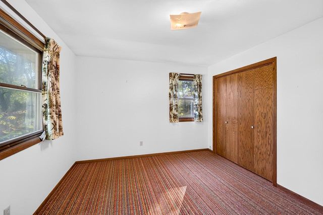 8199 N Riley Road, Verona, WI 53593
