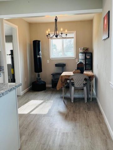 640 Santa Ana Ave, Sacramento, CA 95838