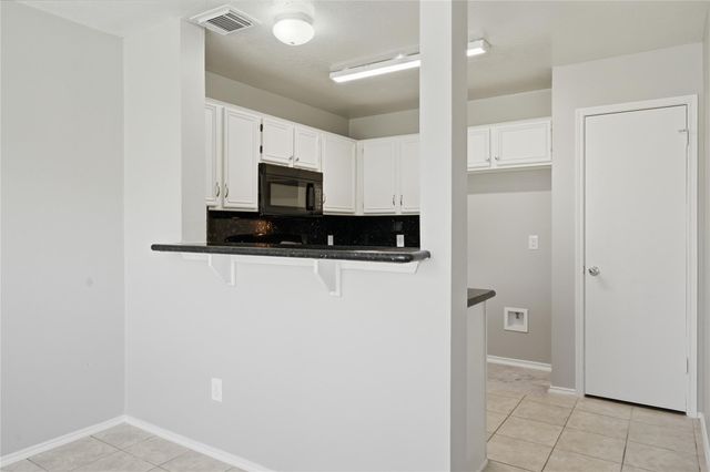 2034 Greenwest Drive, Missouri City, TX 77489