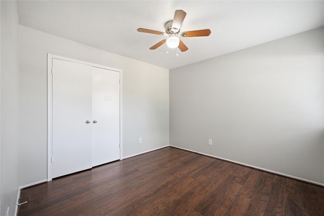 2034 Greenwest Drive, Missouri City, TX 77489