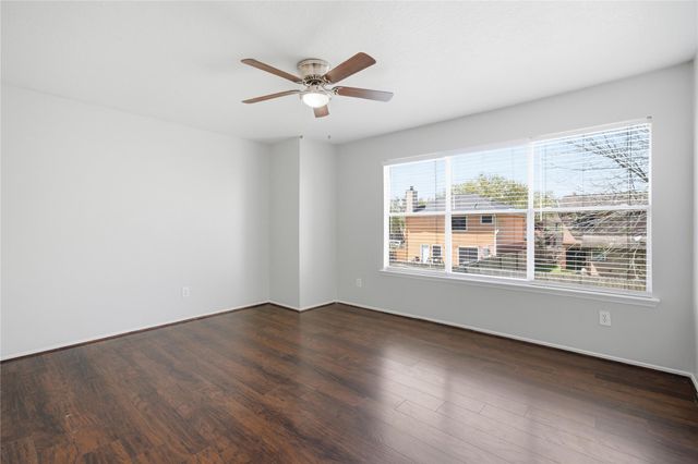 2034 Greenwest Drive, Missouri City, TX 77489