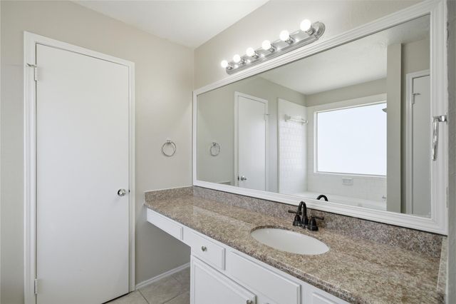 2034 Greenwest Drive, Missouri City, TX 77489