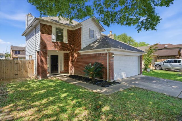 2034 Greenwest Drive, Missouri City, TX 77489