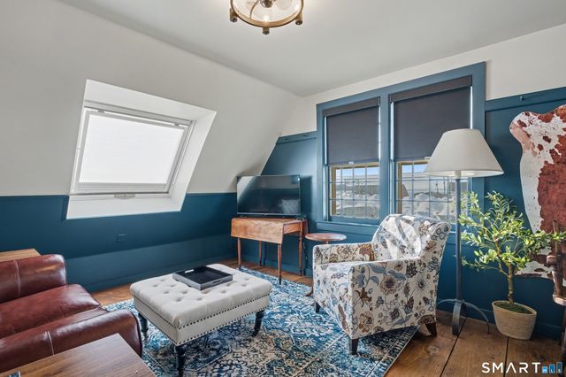 11 Smith Avenue, East Lyme, CT 06357