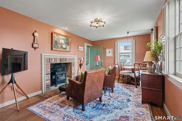 11 Smith Avenue, East Lyme, CT 06357