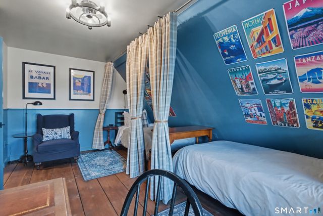 11 Smith Avenue, East Lyme, CT 06357