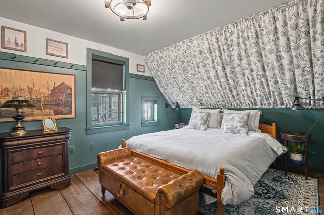 11 Smith Avenue, East Lyme, CT 06357