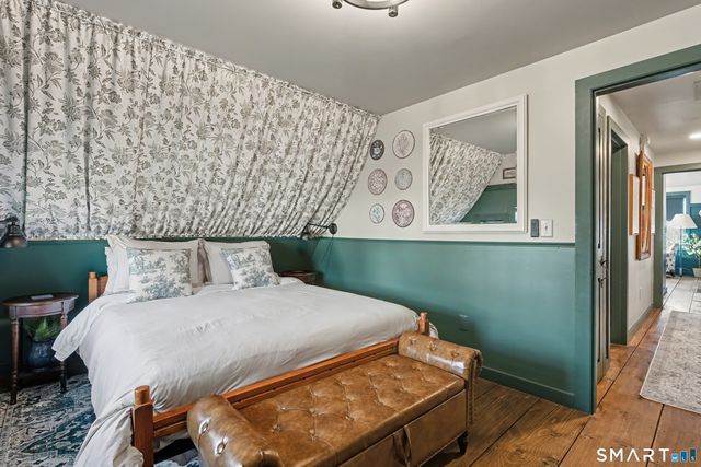 11 Smith Avenue, East Lyme, CT 06357