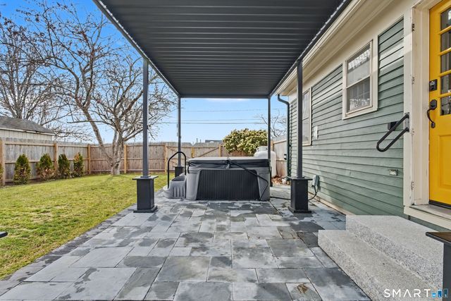 11 Smith Avenue, East Lyme, CT 06357