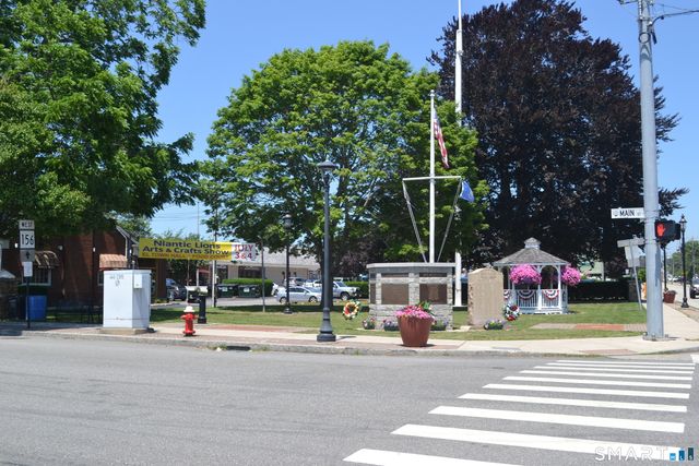 11 Smith Avenue, East Lyme, CT 06357